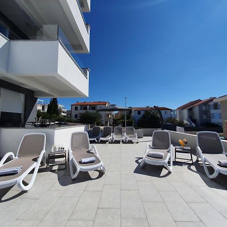 Seahorse Luxury Apartment With Pool And Sea View Novalja Exterior foto