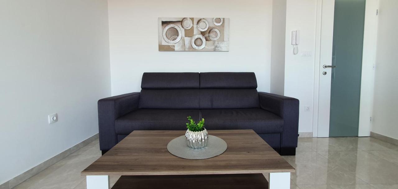 Seahorse Luxury Apartment With Pool And Sea View Novalja Exterior foto